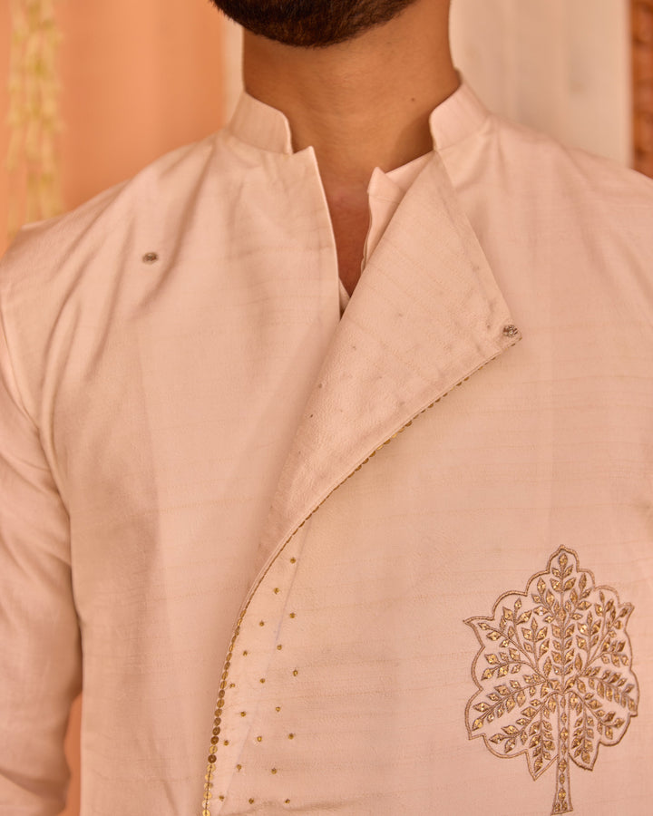 Geet Off-White Chanderi Embroidered Jacket And Kurta Set