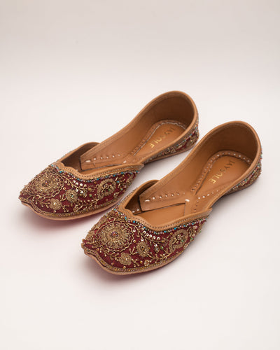 Marwa Maroon Handcrafted Jutti