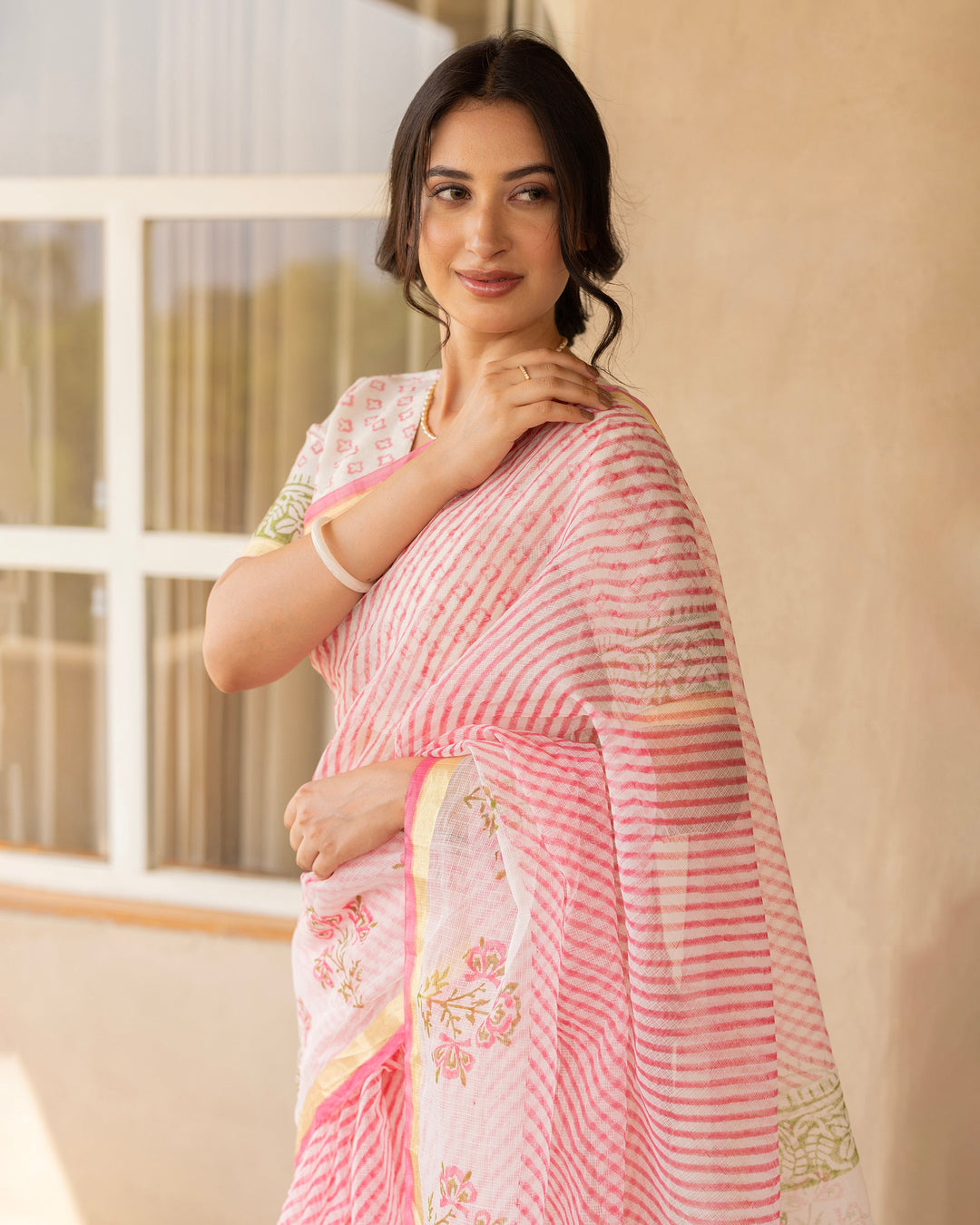 Suhana Pink Doria Printed Saree