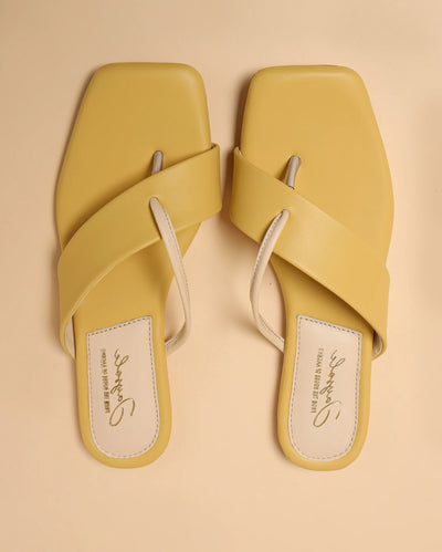 Cornsilk Crisscross Flats