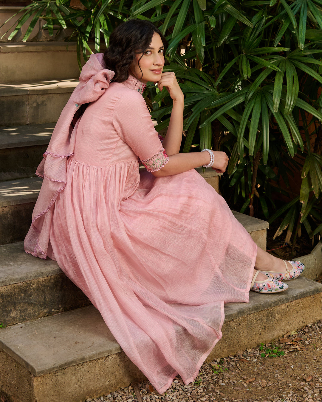 Aashna Pink Embroidered Doria Suit Set