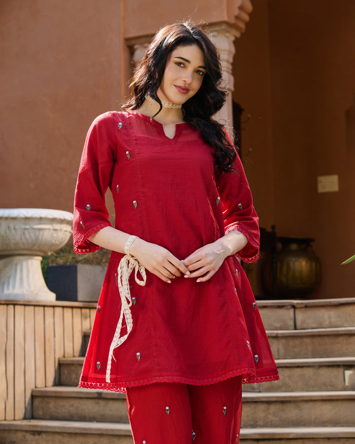 Sola Red Embroidered Doria Kurta Set