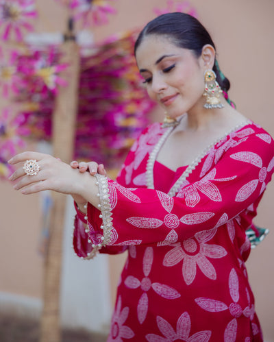 Sudha Pink Bandhani Chinon Kurta Set