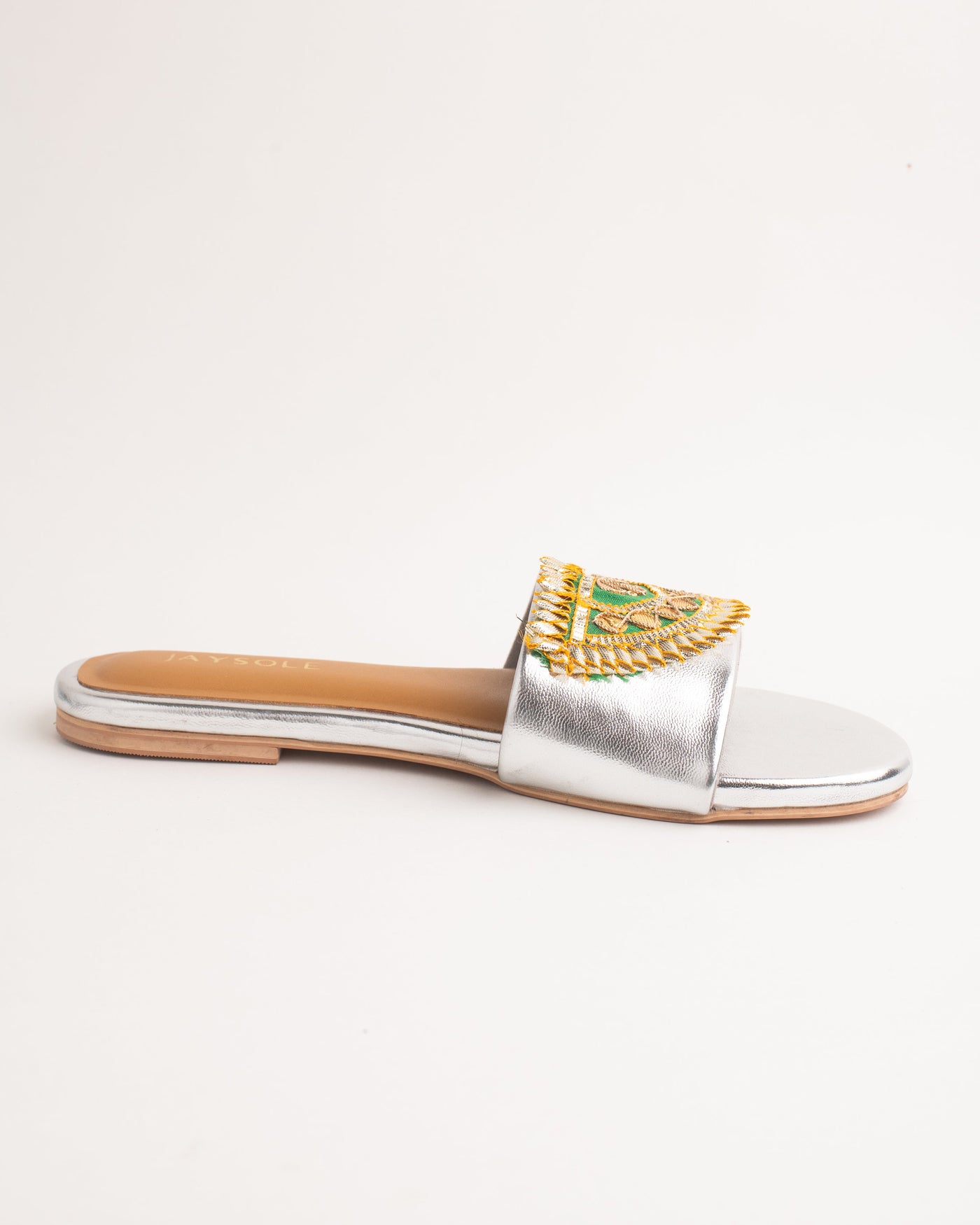 Aabroo Silver Gota Flats