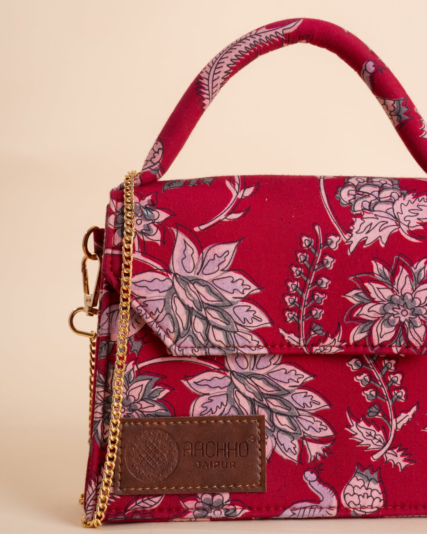 Magnolia Red Chiq Bag