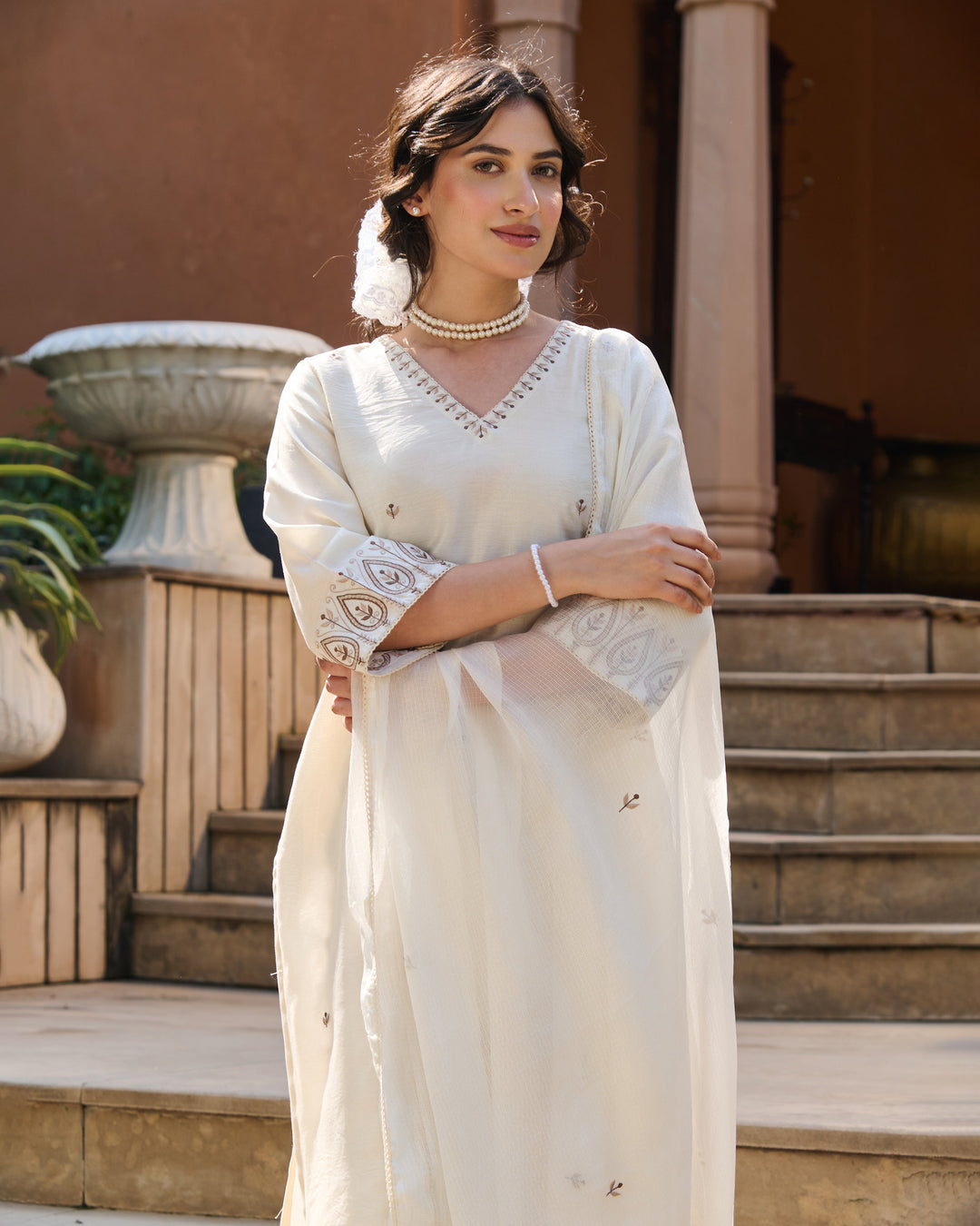 Sera Off White Embroidered Chanderi Suit Set