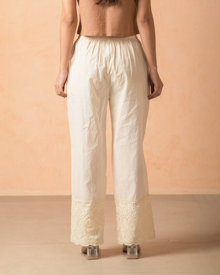 Kairo Cream Cotton Solid Straight Pants