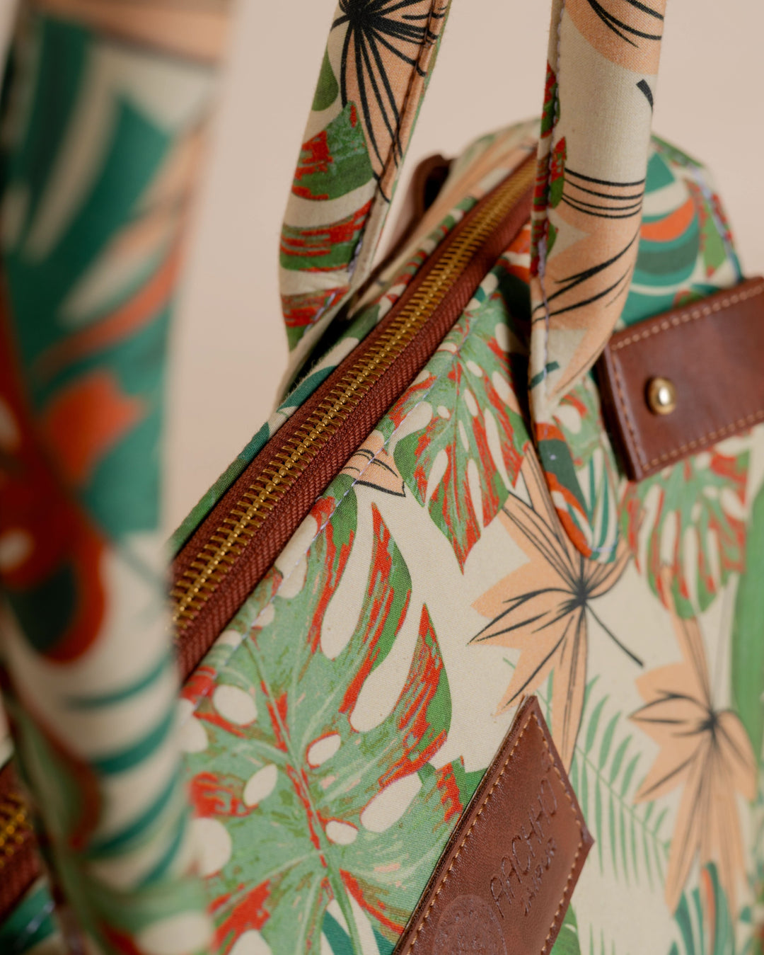 Tropical Glow Shoulder Bag