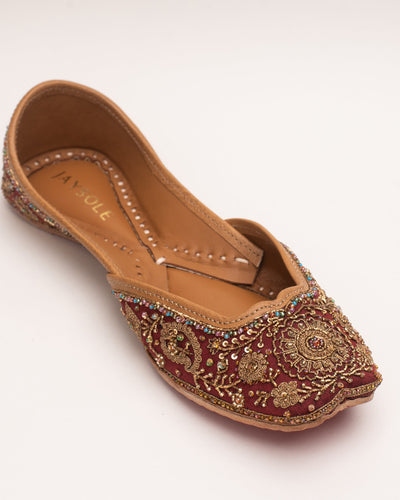 Marwa Maroon Handcrafted Jutti