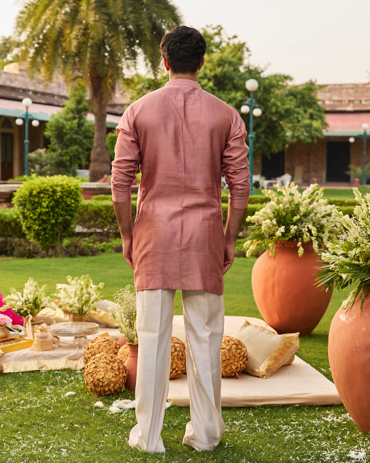 Avneesh Mauve Chanderi Embroidered Kurta