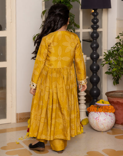 Tara Mustard Bandhani Chanderi Coord Set