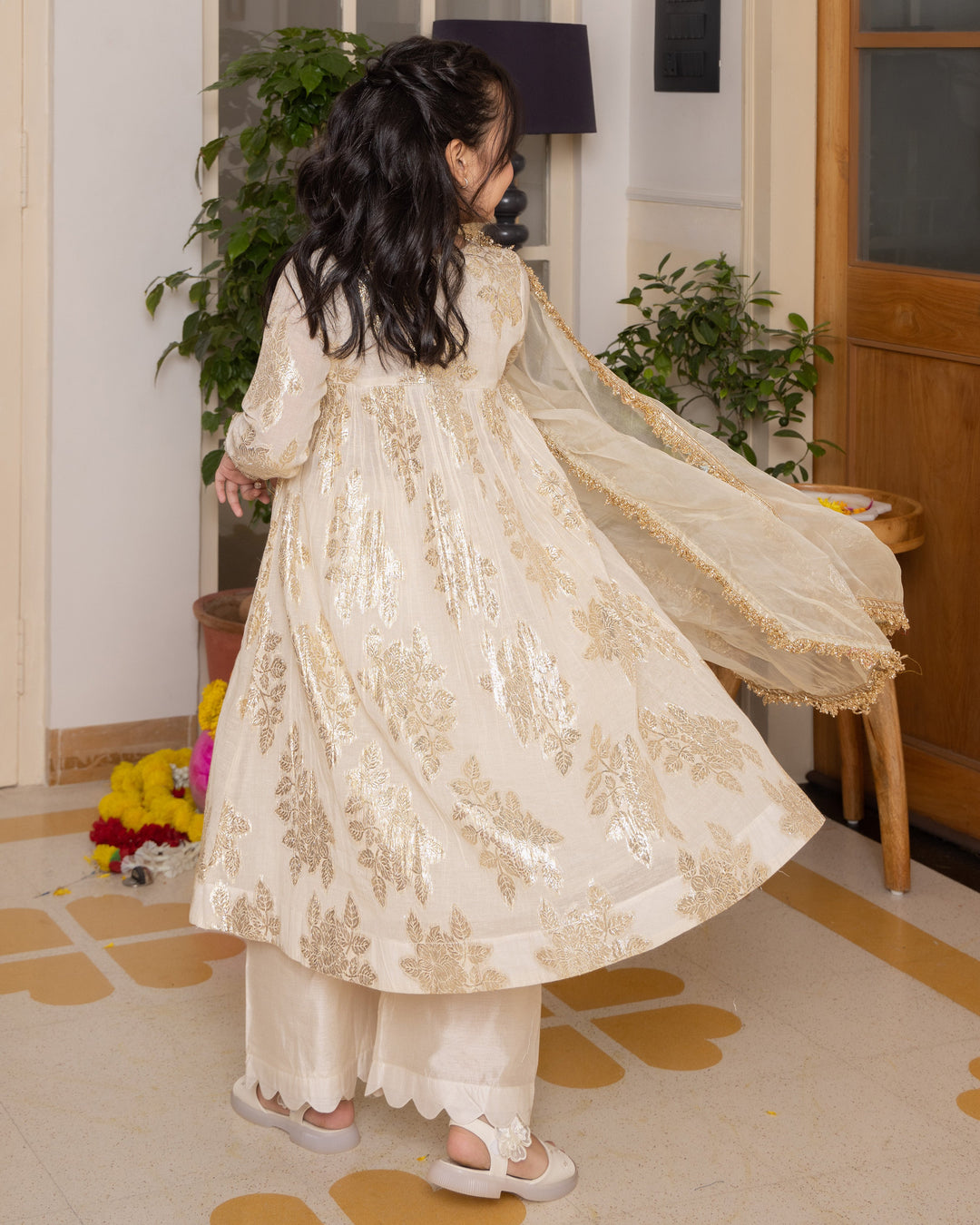 Coco Cream Solid Jacquard Suit Set