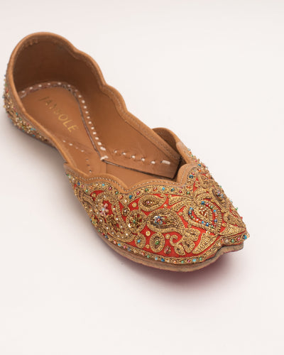 Hunar Red Handcrafted Jutti