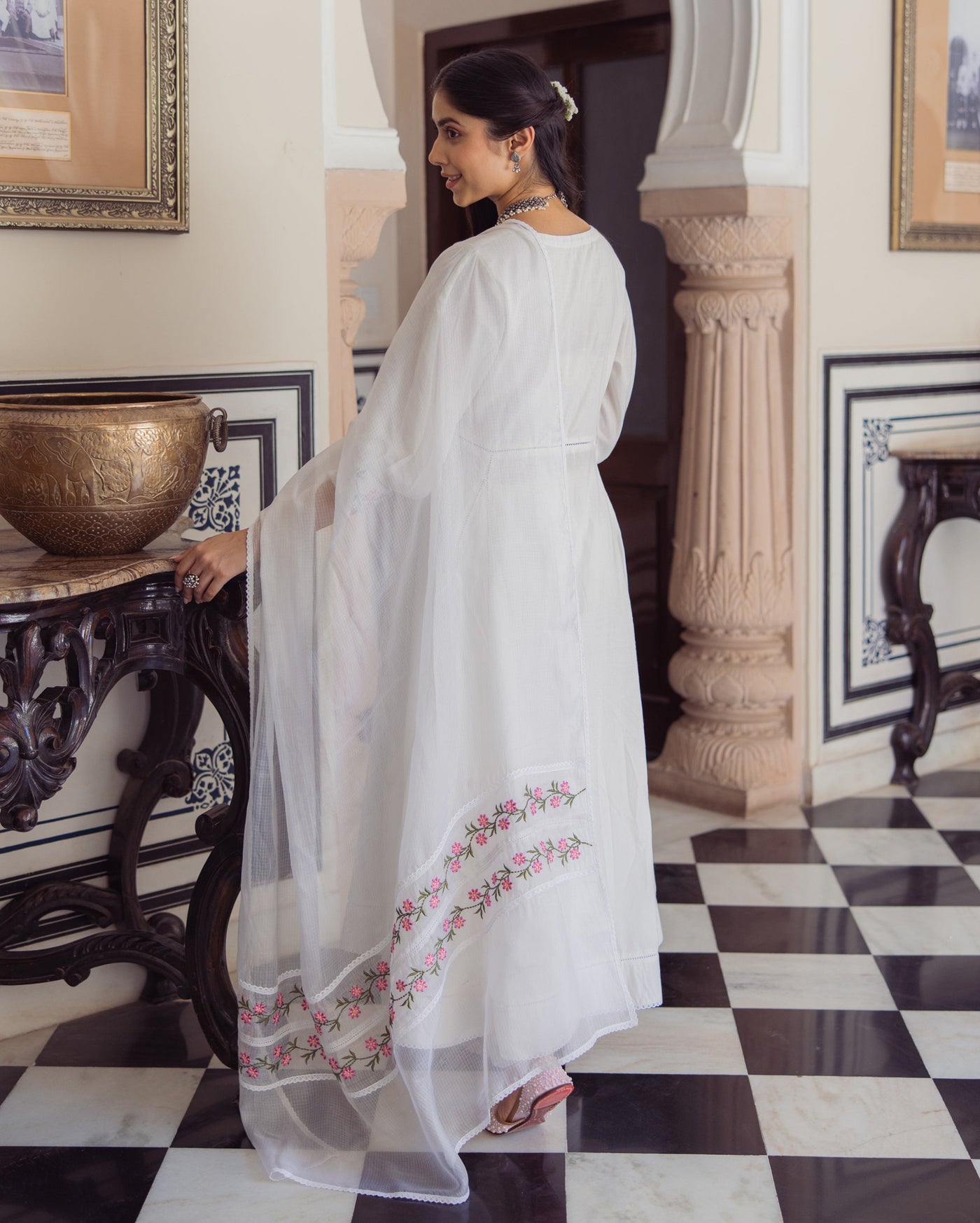Rizz White Embroidered Cotton Suit Set