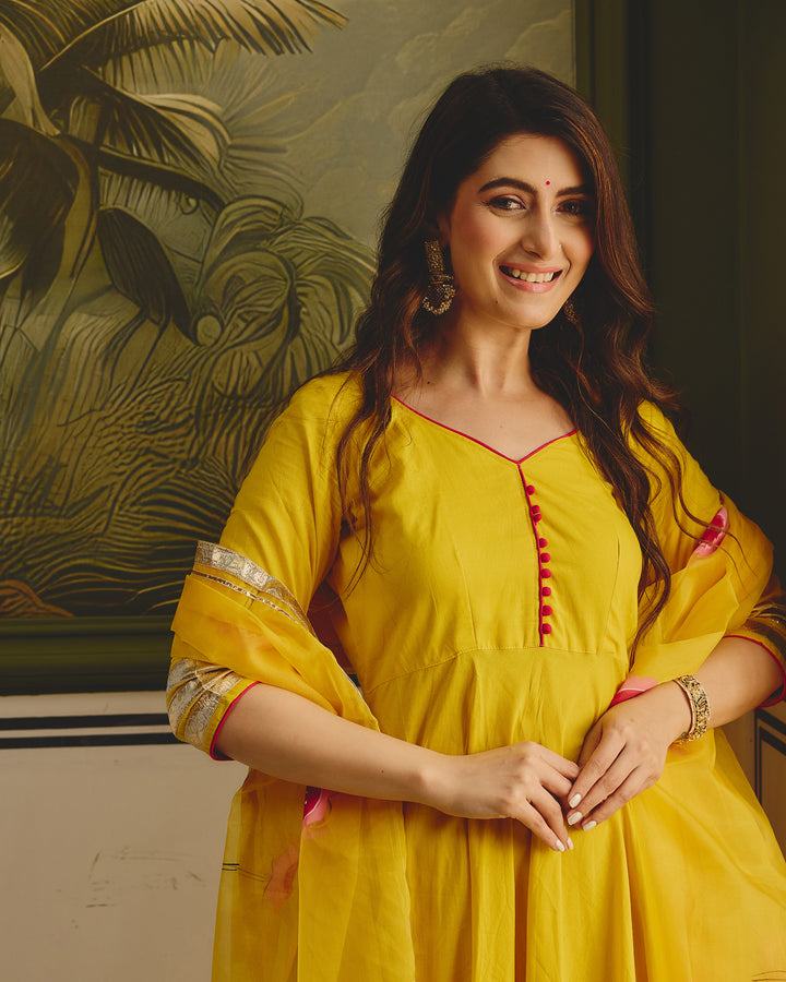 Yellow Organza Handpainted Suit Set