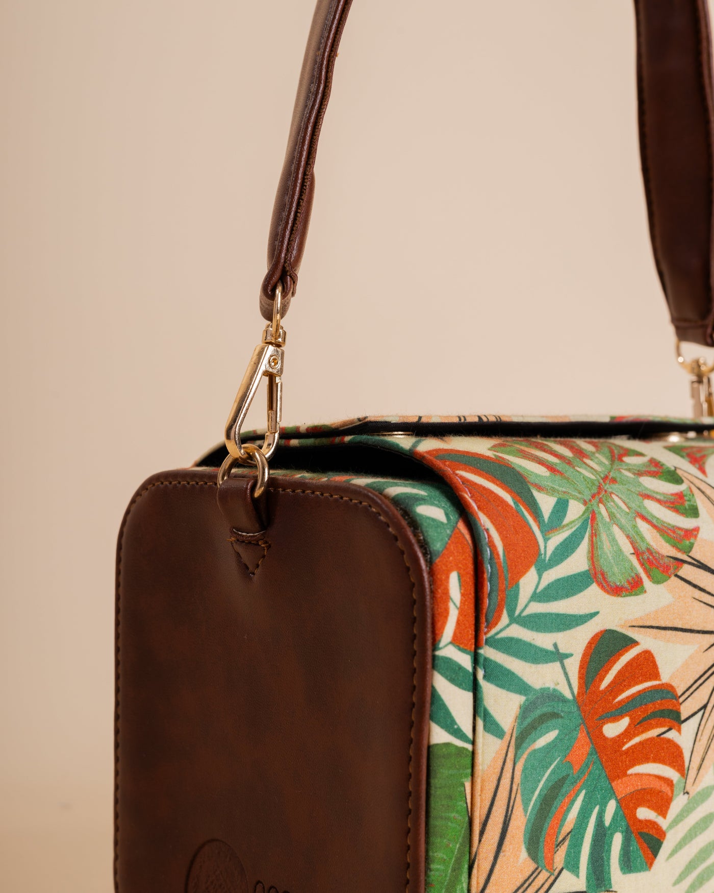 Wrenna Cream Satchel Bag