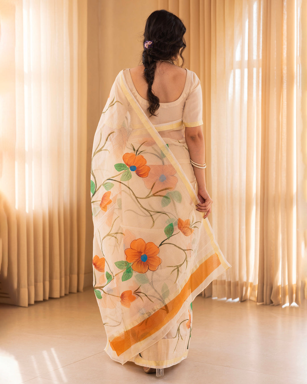 Padmika Beige Doria Handpainted Saree