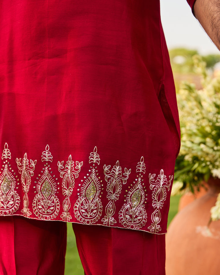 Aarambh Red Chanderi Embroidered Kurta