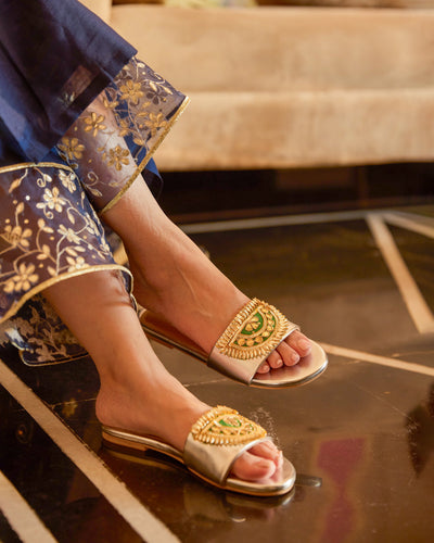 Aabroo Silver Gota Flats