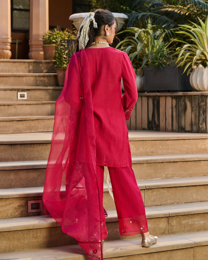 Taru Pink Embroidered Chanderi Suit Set