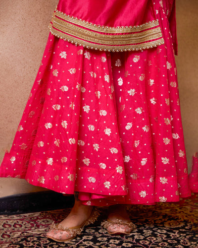 Sethi Peach Handcrafted Jutti