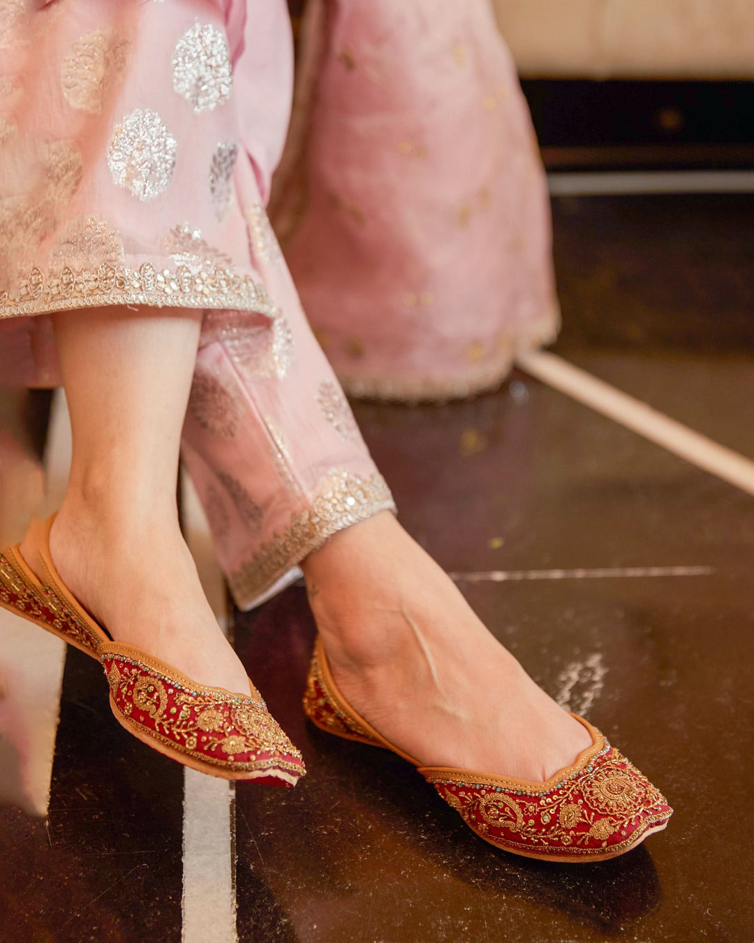 Marwa Maroon Handcrafted Jutti