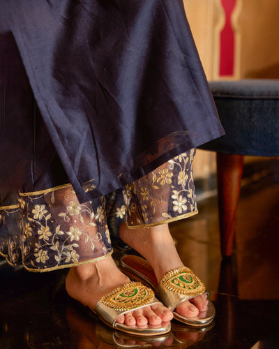 Aabroo Silver Gota Flats