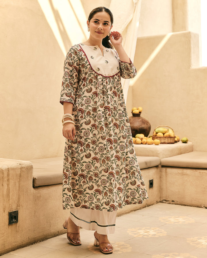Liza White Cotton Printed kurta Set