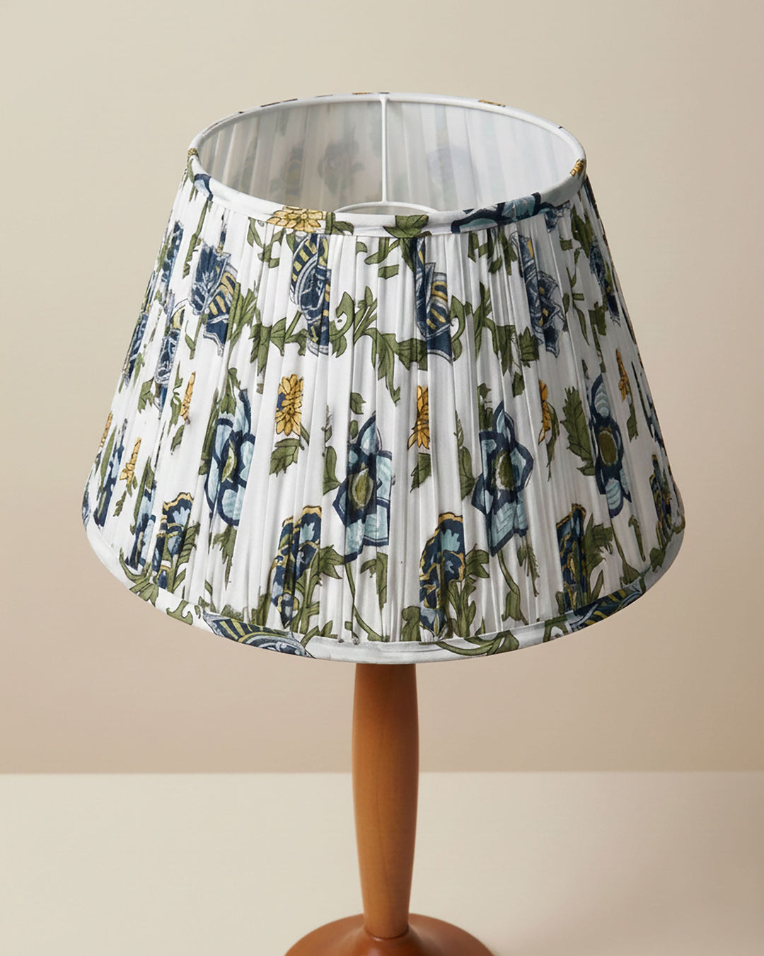 Wing White Handblock Circular Lampshade