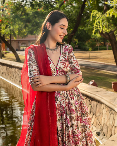 Buy Designer Festive Dress Online at Best Price - Aachho Buy Designer Festive Dress Online at Best Price - Aachho