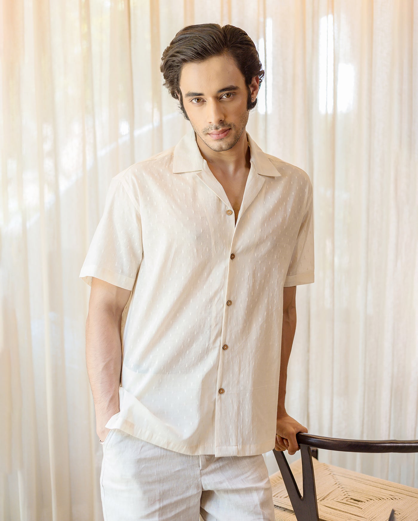 Ellis Off White Dobby Solid Shirt