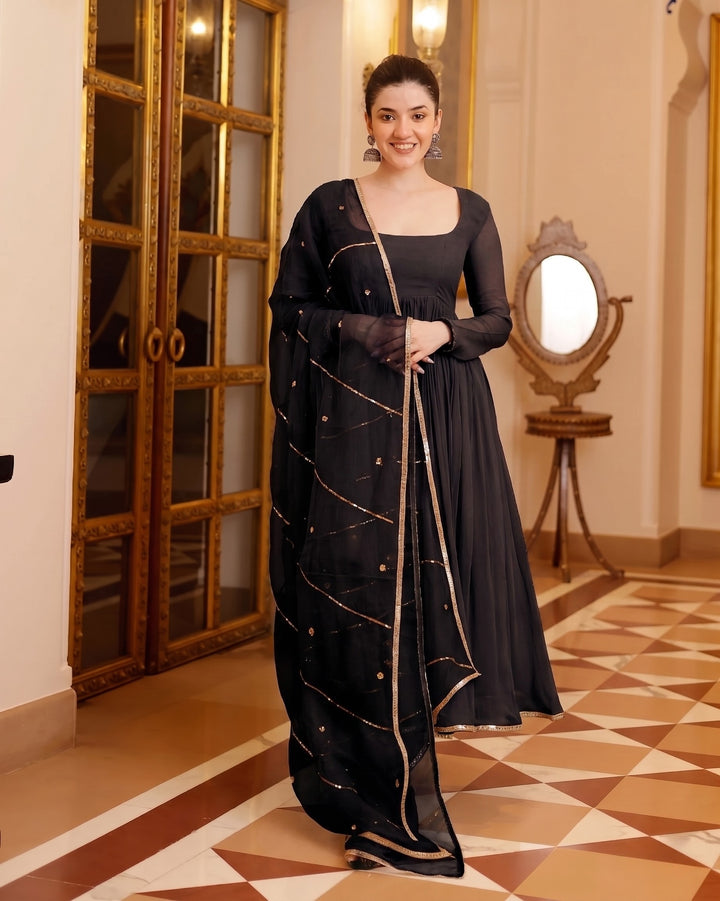 Taani Black Gotapatti Georgette Suit Set