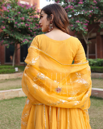 Yellow Popcorn Gotapatti Suit Set