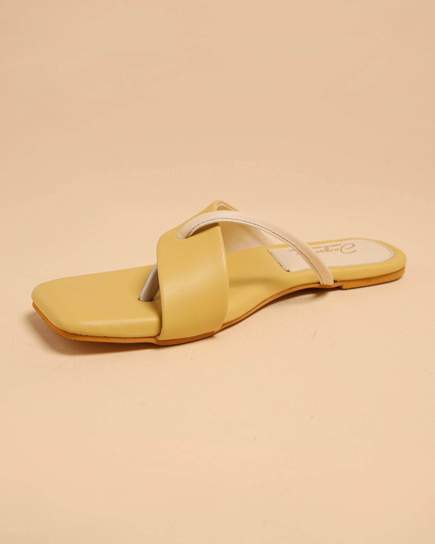 Cornsilk Crisscross Flats