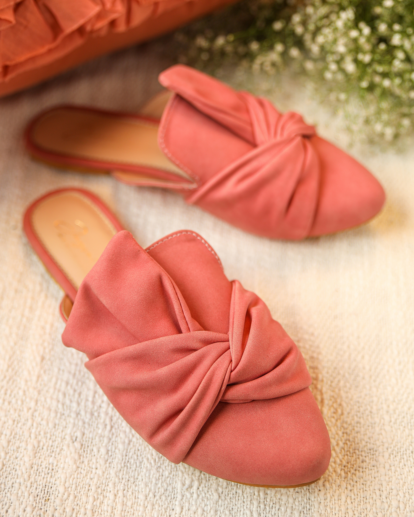 Winterberry Knoted Mules