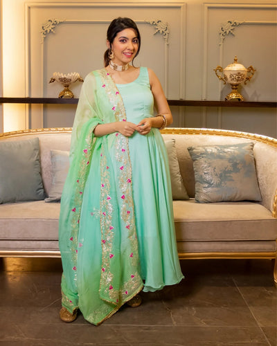 Mannat Gotapatti Organza Dupatta