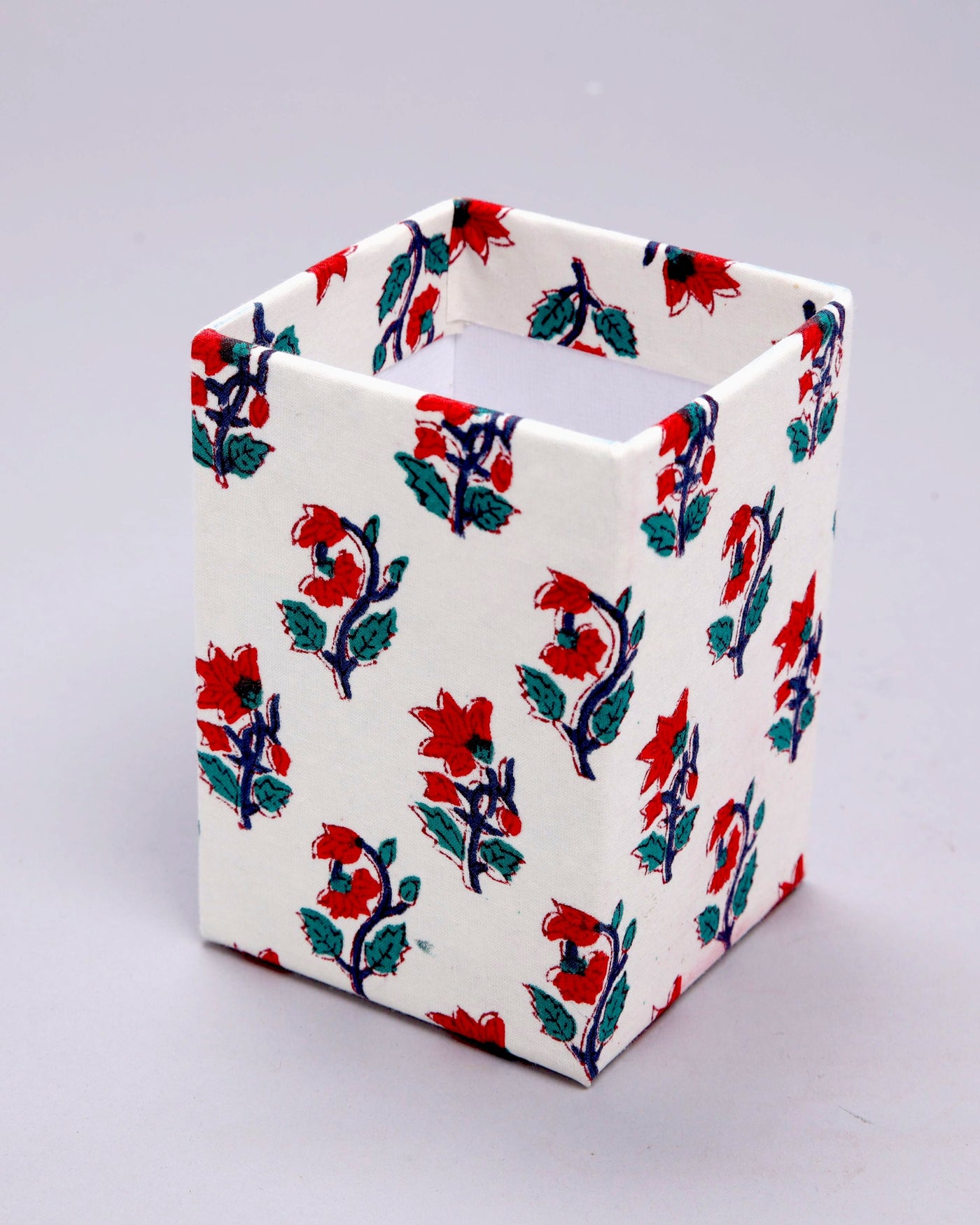Wild Wind Handblock Pen Stand