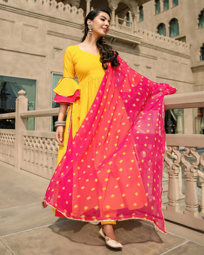 PANSY YELLOW SILK HANDPAINTED SUIT SET - UrbanKala