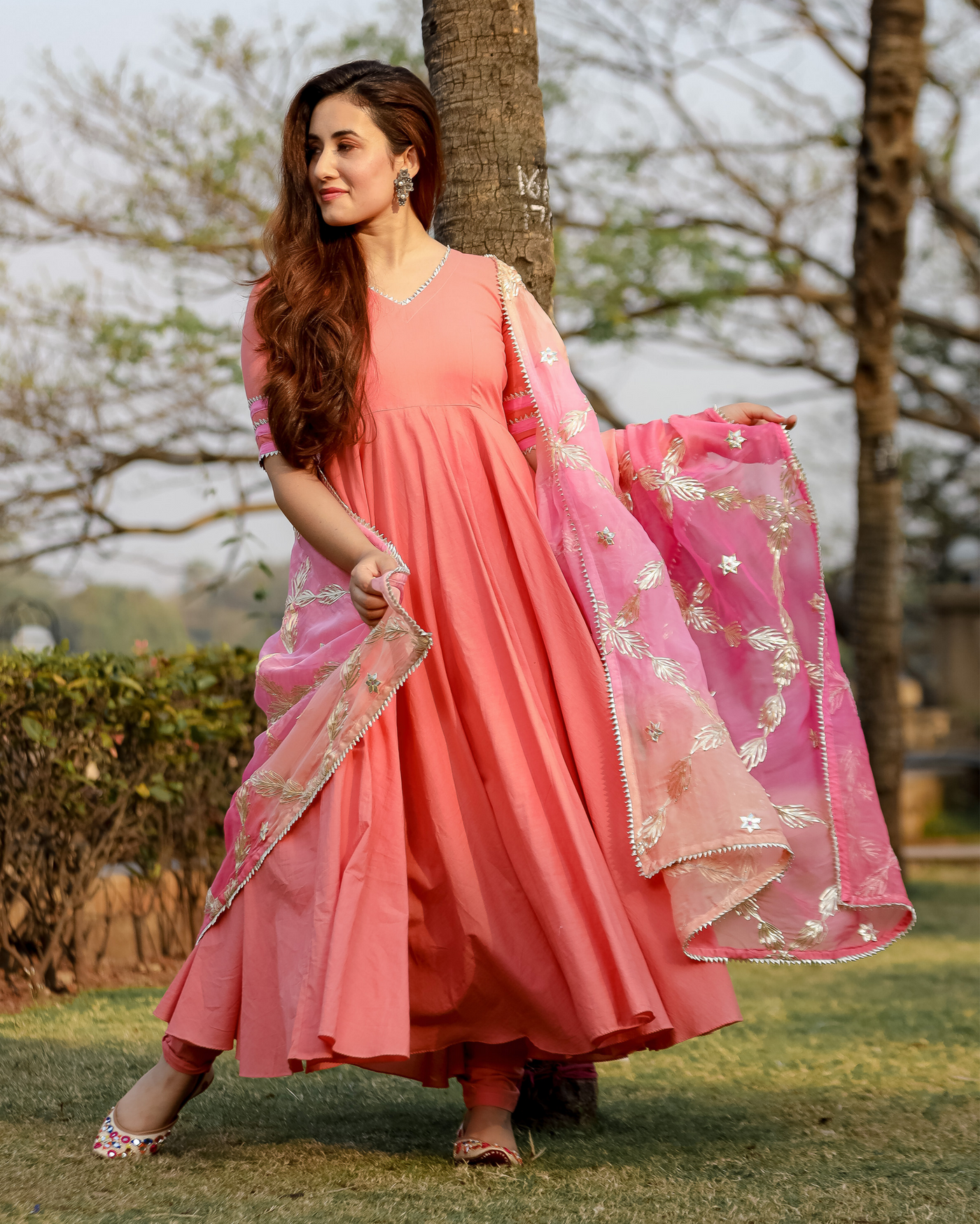 Dazzle Peach Gotapatti Suit Set