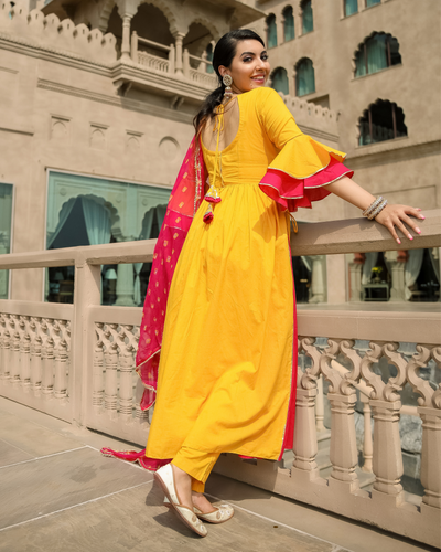 Yellow Beat Leheriya Gota Suit Set