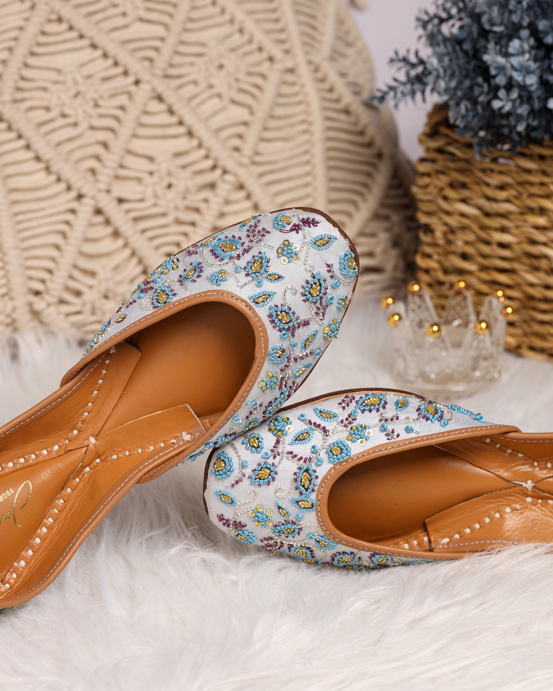 Fairy Light Handcrafted Jutti