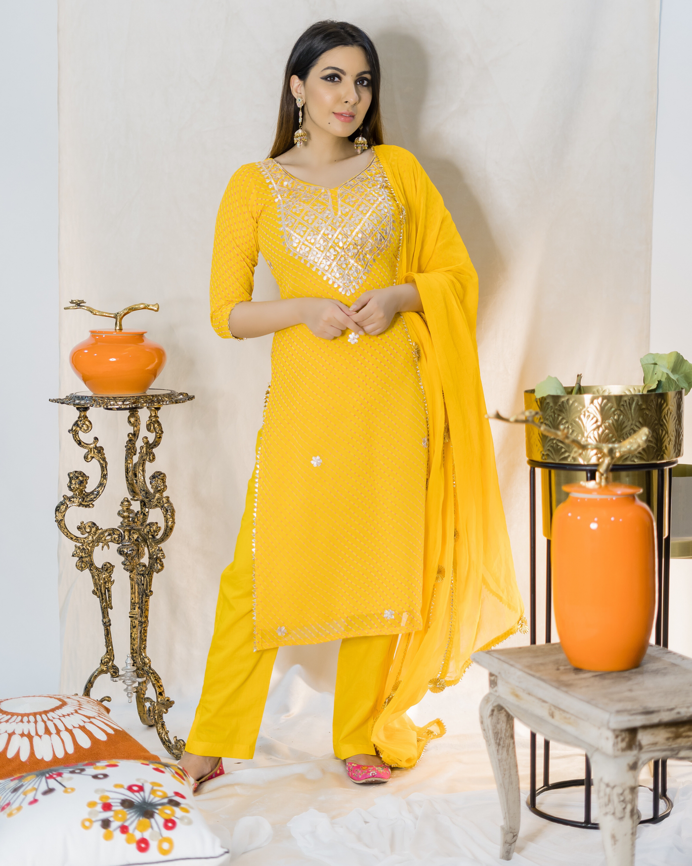 Begonia Leheriya Suit Set