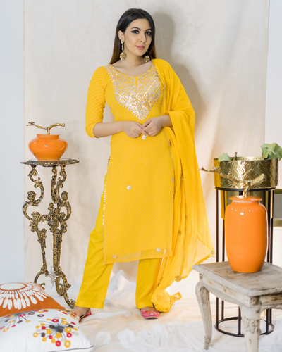 Begonia Leheriya Suit Set
