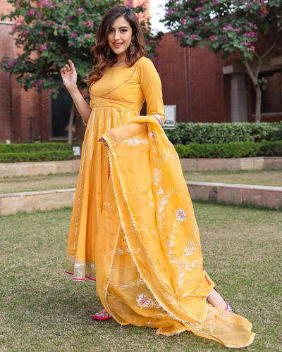 Yellow Popcorn Gotapatti Suit Set