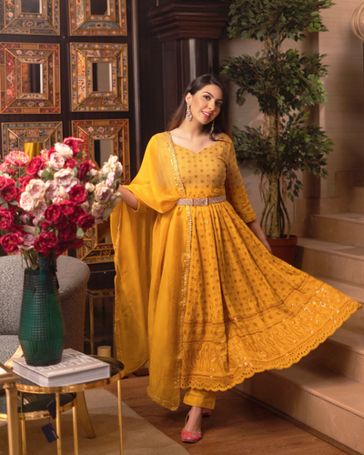 Diwali Glamour Unveiled: Discover Stunning Party Wear Gowns |Zeel Clothing