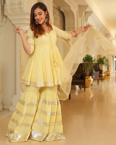 Haldi sales outfits online