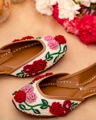 Ladies punjabi 2025 jutti design