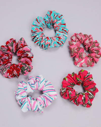 Holy Berry Cotton Handblock Scrunchie Set