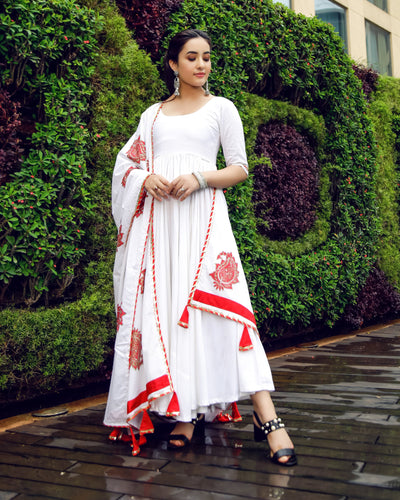 Royal White Mughal Suit Set